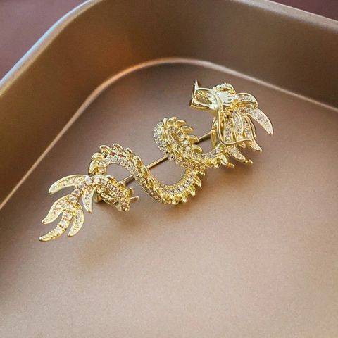 Chinese Dierenriem Draak Broche Verguld Koper Rhinestone Kristal Dier Pin Voor Vrouwen Elegante Sieraden