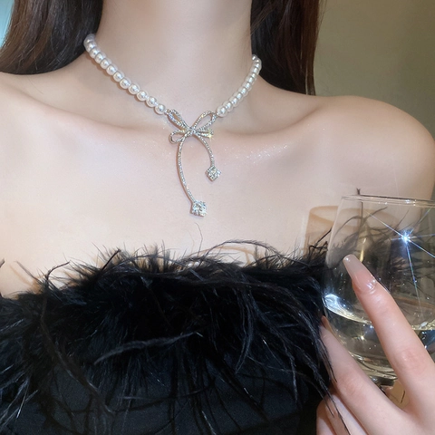 Elegante Collana Girocollo Con Künstliche Perle Sintetiche Fiocco Lega Strass Dolce Catena Di Clavicola Per Donna