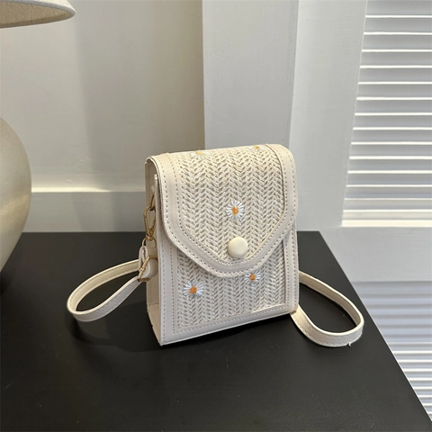 Daisy Embroidery Straw Crossbody Phone Bag For Women Small Woven Shoulder Pouch PU Leather Trim Flap Magnetic Closure