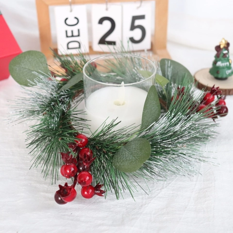 Künstlicher Weihnachtskranz Kiefernnadeln Eukalyptus Rote Beeren Kerzenring Feiertagstisch Deko Winter
