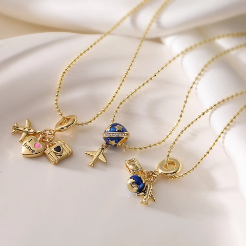 Collier Pendentif Avion Terre Coeur Voyage en Cuivre Plaqué Or 18K pour Femme Bijoux de Mode Émaillés Zirconia Minimaliste