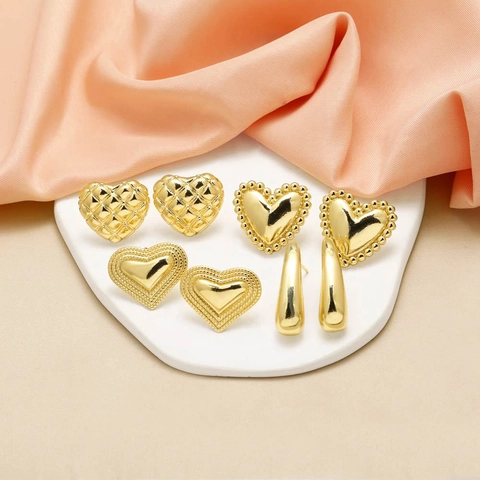 Orecchini a Bottone a Forma di Cuore in Ottone Placcato Oro 18K Vintage per Donna Orecchini Minimalisti a Goccia Eleganti Gioielli
