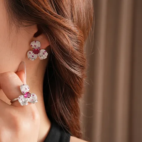 Vintage Bloemen Sieradenset Koper Zirkonia Rode Steen Oorbellen Open Ring Zilveren Oorsteker Luxe Elegant Dames