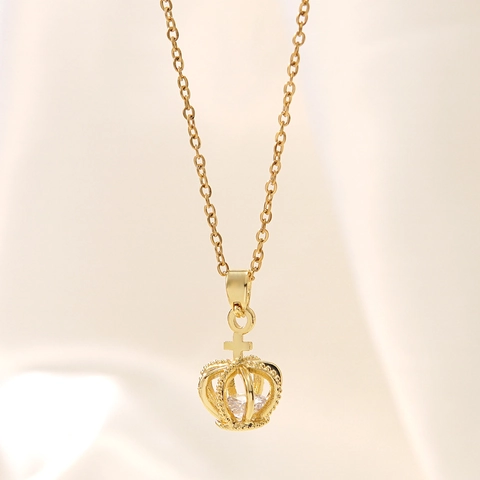 Fashion Stainless Steel Crown Pendant Necklace For Women Gold Plated Rhinestone Inlaid Clavicle Chain Jewelry Gift