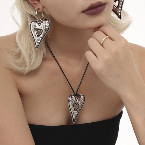 Roestvrijstalen Hart Hanger Ketting En Oorbellen Sieradenset Gehamerde Textuur Hol Boheems Statement Voor Dames