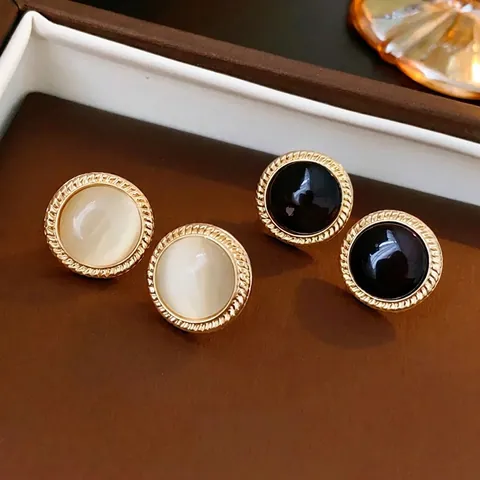 Vintage Round Cat Eye Stone Stud Earrings With Silver Earring Post Alloy Twisted Rope Border French Style For Women
