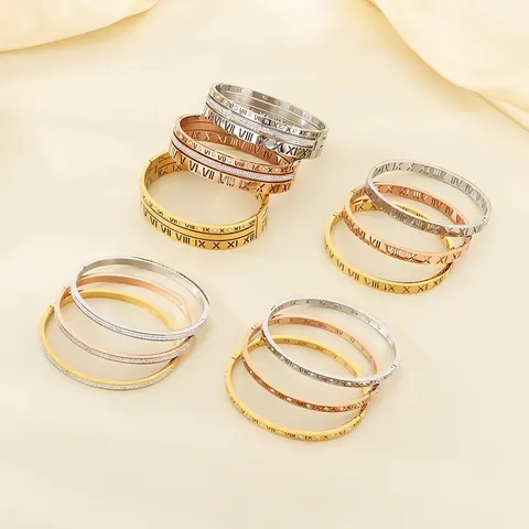 Brazalete De Acero Inoxidable Con Números Romanos Huecos E Incrustaciones De Diamantes De Imitación Joyería Para Mujer