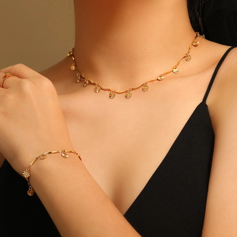 Zonnebloem Hanger Sieraden Voor Vrouwen Titanium Staal Golf Ketting Halsketting En Armband Niche Ontwerp Mode Accessoire