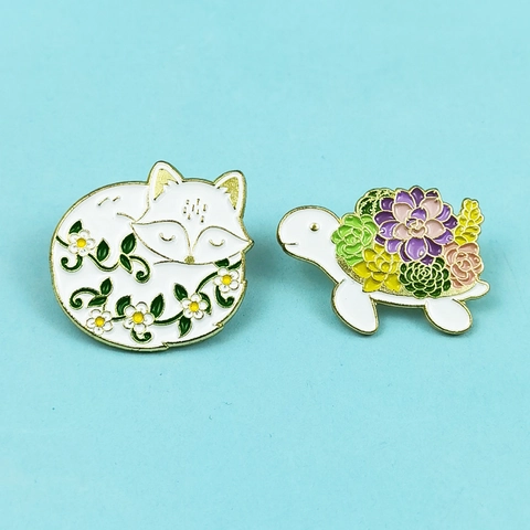 Süße Cartoon Tier Emaille Brosche Zinklegierung Fuchs Schildkröte Sukkulenten Blumenmuster Kreatives Metall Abzeichen