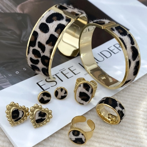 Joyería de Acero de Titanio con Estampado de Leopardo para Mujer Brazalete Pendientes de Corazón Anillo Abierto Accesorios de Moda