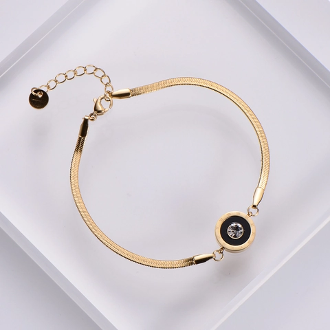Bracciale A Catena A Spina Di Pesce In Acciaio Inossidabile Placcato Oro 18K Con Ciondolo Rotondo A Numeri Romani E Intarsio Di Zirconi Moda Donna