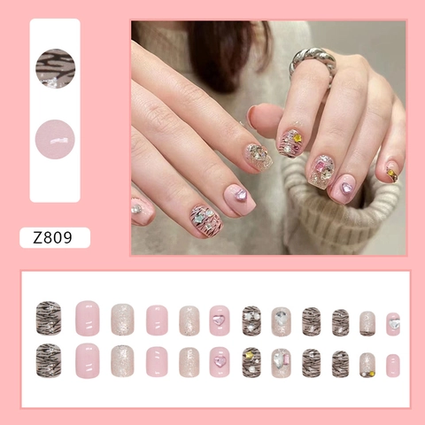Pink Tiger Muster Press On Nails 3D Herz Stern Straßsteine Kurze Eckige Künstliche Fingernägel Für Damen