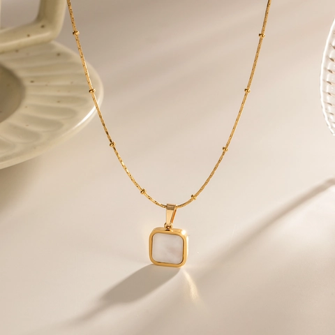 French 14K Gold Plated Stainless Steel Necklace Square Mother Of Artificial Pearl Pendant Beaded Chain Vintage Jewelry For Women