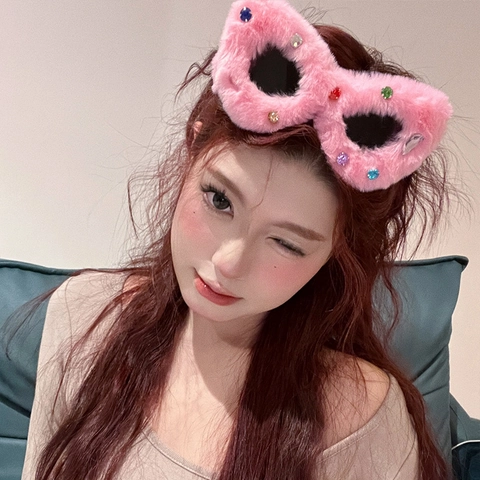 Plush Cat Eye Sunglasses With Colorful Rhinestones Y2K Furry Heart Shaped Party Eyewear Trendy Decorative Glasses