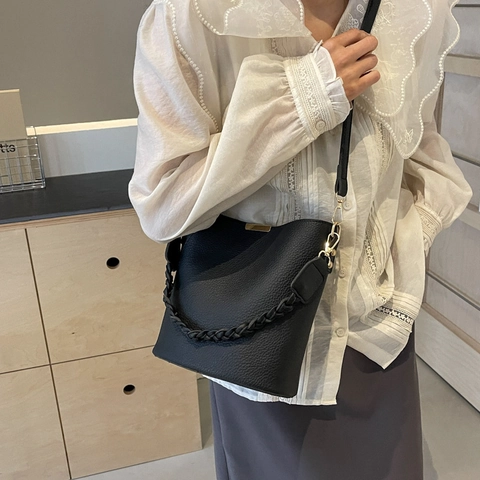 Sac Seau Cuir PU Motif Lychee Poignée Tissée Grande Capacité Bandoulière Réglable Sacoche Pour Femmes