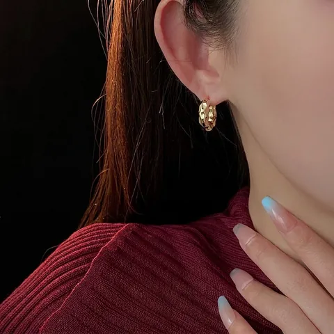 Orecchini A Cerchio In Metallo Grinzoso Placcati In Oro Vero Rame Fibbia Geometrica Con Perno In Argento Moda Minimalista Per Donne