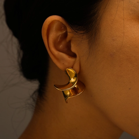 Orecchini A Cerchio Spessi Placcati Oro 18K Acciaio Inossidabile Irregolare Geometrico Forma C Lucidato A Specchio Gioielli Di Moda Per Donna