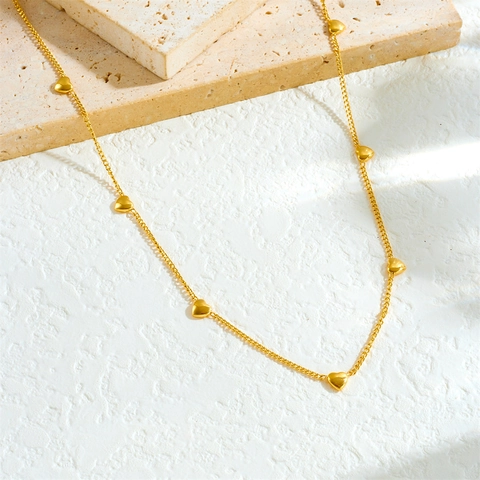 Gold Plated Stainless Steel Choker Necklace With 3D Heart Pendants Simple Minimalist Fashion Jewelry For Women Girls