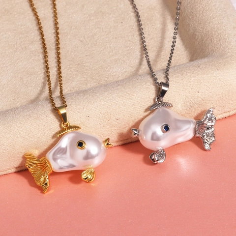 Collar Con Colgante De Pez Dorado Lindo Con Cuerpo De Perla Barroca Artificial Y Ojos De Piedra Azul Joyería De Animales Para Mujer
