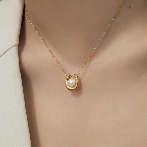 Collana Con Pendente Perla Artificial A U Acciaio Inossidabile Stile Francese Minimalista Ferro Di Cavallo Oro Gioiello Elegante Per Donna