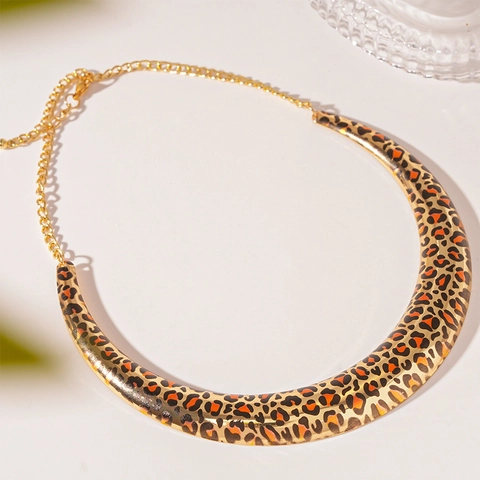 Leopard Print Choker Necklace Alloy U-Shaped Geometric Statement Collar For Women Fashion Jewelry