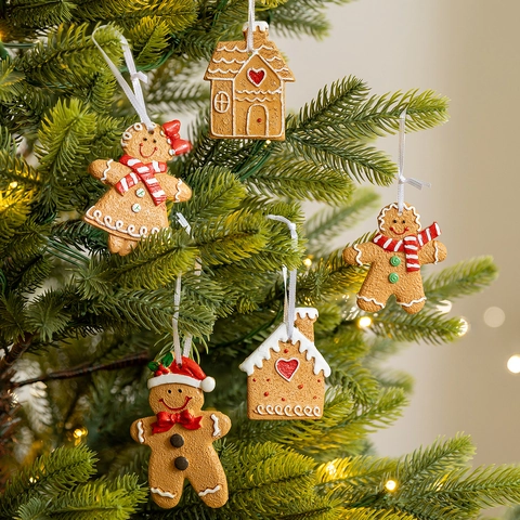 Gingerbread Man Christmas Tree Ornaments Resin Hanging Gingerbread House Figures Festive Holiday Home Party Decor