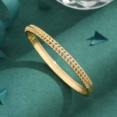 Bracciale Rigido In Rame Con Zirconi Per Donna Placcato Oro Pavé Simmetrico Cavo Gioielli Moda Eleganti