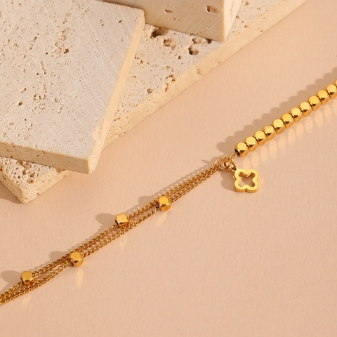 Goldenes Edelstahl Layer Armband Für Damen Hohl Kleeblatt Blumenanhänger Perlenkette Verstellbar Modeschmuck