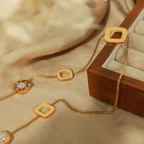 Long Collier De Pull Acier Titane Plaqué Or Zircone Cubique Carré Creux Pendentif Coeur Bijoux Géométriques Femmes