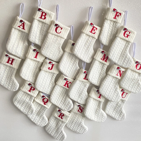 Gebreide Kerstsok Wit Kabelpatroon Rood Geborduurde Letter Hangende Vakantiefeest Decoratie Ornament Voor Huis