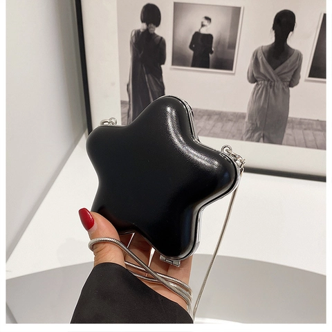 Novelty Star Shaped Crossbody Bag For Women Trendy PU Leather Hard Shell Small Shoulder Bag With Metal Chain Strap