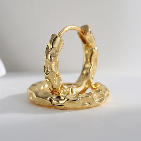 Onregelmatige Gehamerde Textuur Creolen Voor Vrouwen 18K Verguld Koper Minimalistische Statement Oorbellen Mode Sieraden