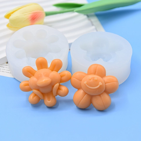 Silikonform Cartoon Blume Smiley Gesicht Oktopus Form DIY Handgefertigte Aroma Kerze Seife Gips Harz Handwerk Backwerkzeug