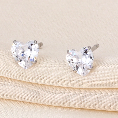 Heart Stud Earrings With 925 Sterling Silver Earring Post 4-Prong Zircon Simple Sweet Style For Women Jewelry