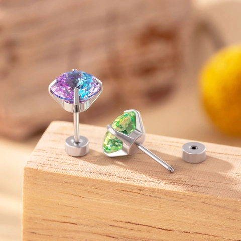 Boucles D'oreilles Cartilage En Zircone Cubique Dégradée Ronde Acier Titane Dos Vis Helix Studs Pour Femmes Style Doux