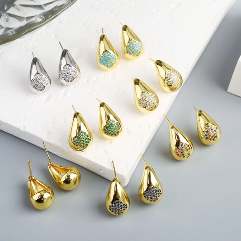 Luxury Copper Zirconia Teardrop Stud Earrings With 18K Gold Post Clover Inlaid Water Drop Earrings For Women Fashion Jewelry