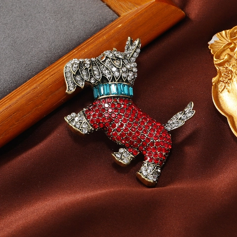 Scottish Terrier Dog Brooch Alloy Rhinestone Animal Pin Vintage Sparkling Jewelry For Women Gift Accessory