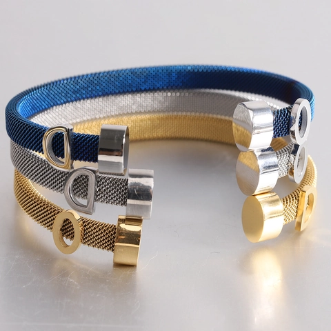 Bracciale Rigido Aperto In Maglia Di Acciaio Inossidabile Minimalista Con Ciondoli A Lettera Gioielli Di Moda Per Donna