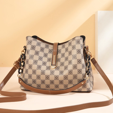 Vintage Checkerboard Bucket Bag For Women PU Leather Large Capacity Floral Print Crossbody Bag With Chain Decor Shoulder Bag