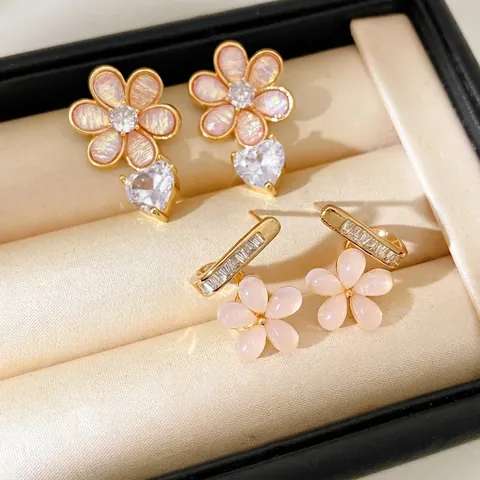 Eleganti Orecchini A Fiore Con Zirconia A Cuore E Perno In Argento Per Donna Gioielli Con Petali Di Resina Rosa