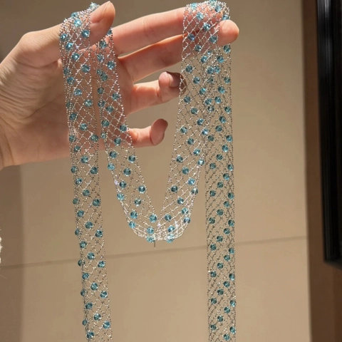 Long Collier Chaîne De Pull En Maille Avec Perles De Verre Bleues Style Luxe Vintage Évidé Pour Femmes