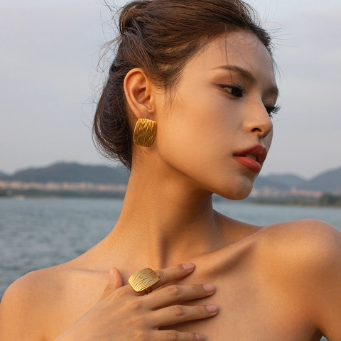 Stud Earrings 18K Gold Plated Stainless Steel Geometric Ripple Texture Personality Fashion Jewelry For Women