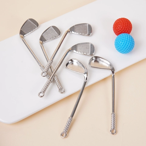 Simulation Mini Golfschläger Schlüsselanhänger Legierung Metall Anhänger Für Tasche Sportlicher Stil Silber Ton