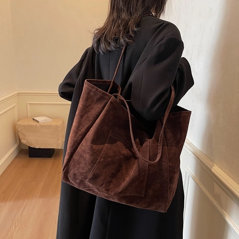 Women Large Capacity Tote Bag Faux Suede Vintage Underarm Shoulder Bag Minimalist Solid Color Commuter Handbag