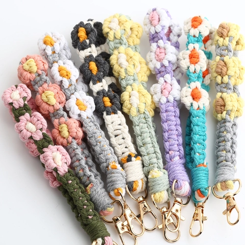 Handmade Woven Daisy Flower Keychain Phone Lanyard For Women Durable Cotton Rope Wrist Strap Bag Pendant Accessory