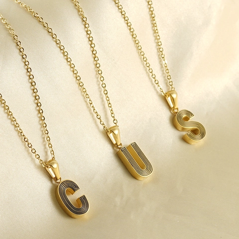 Collar Con Colgante De Letra Alfabeto Acero Inoxidable Oro De 18K Minimalista Patrón Líneas Negras Joyería Mujer