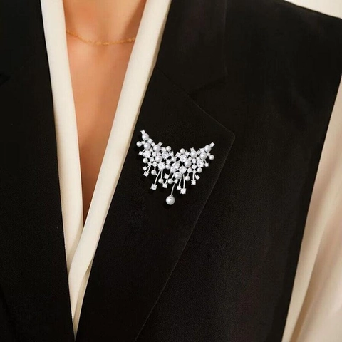 Zircon Butterfly Artificial Pearl Brooch Alloy Elegant Luxury Small Niche Design Corsage Dress Accessory For Women