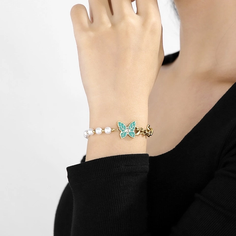 Vintage Stainless Steel Butterfly Pendant Bracelet With Imitation Artificial Pearl Cuban Chain Enamel Zircon Women Fashion Jewelry