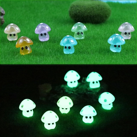Miniature Mushroom Figurines Glow In The Dark Resin Elf Doll Micro Landscape Garden Decoration Small Ornament