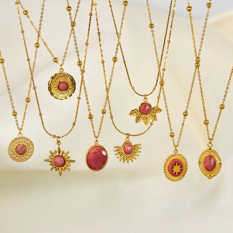 Collar de Pendentif de Acero de Titanio Vintage Francés Piedra Natural Rosa Bohemio Sol Estrella Joyería Geométrica Chapada en Oro para Mujer